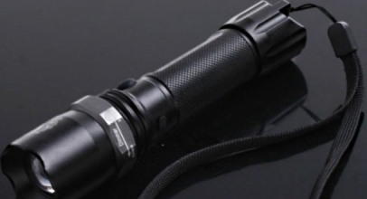 56% DISCOUNT POLICE SUPERBRIGHT TORCH