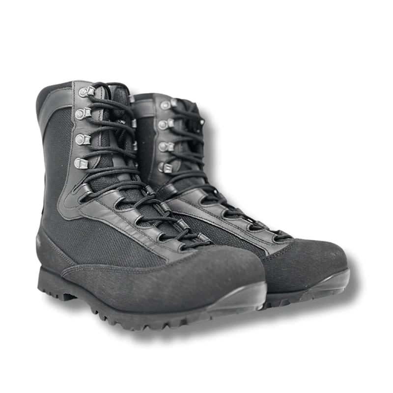 AKU Pilgrim HL GTX Combat Black Police Discount Offers